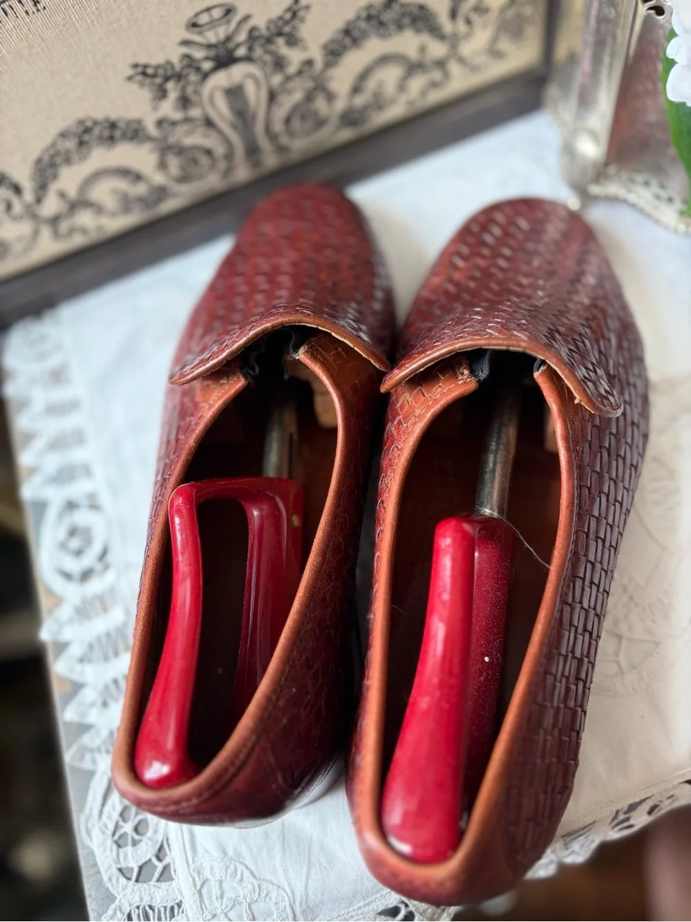 Mens 42.5 Vintage Italian woven leather loafers 9.5